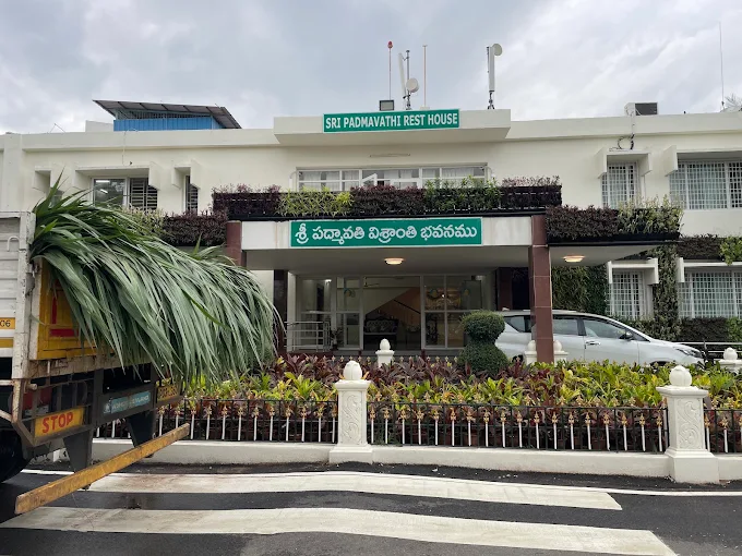 Outdoor seating and courtyard at Padmavathy Nilayam